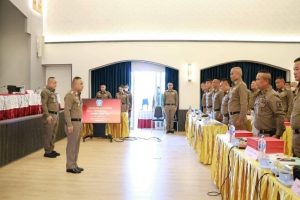 รับมอบโล่ประกาศเกียรติคุณให้กับหน่วยงานที่มีผลการประเมินโครงการบ้านพักตำรวจน่าอยู่ดีเด่น ประจำปี 2567 ของ ภ.6 ระดับ สภ.-ประเภทแฟลต ณ ห้องสินธุสุวรรณ ชั้น 2 ภ.6